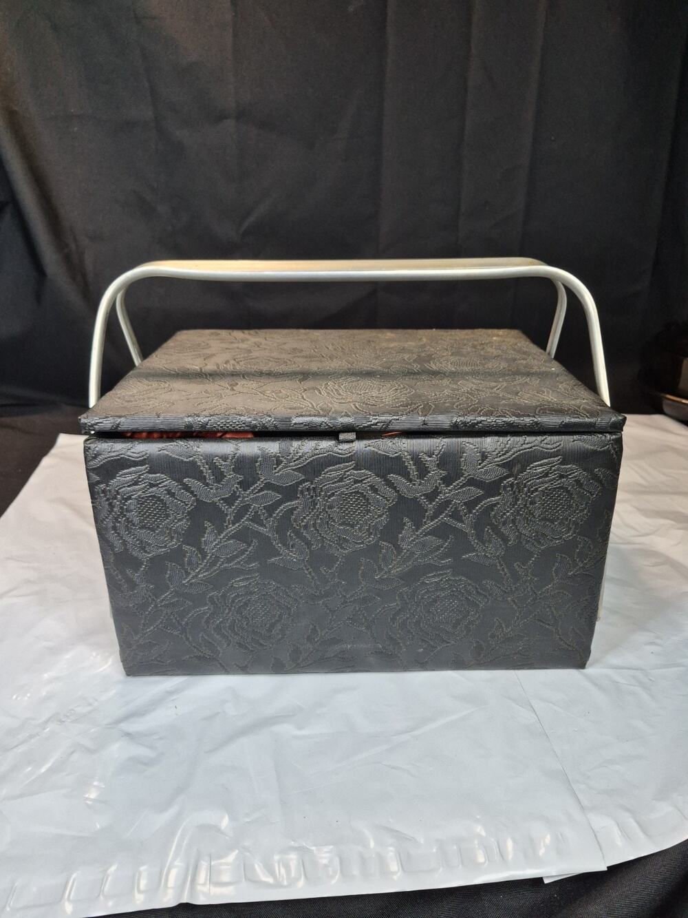 Black Flower Print Sewing Box Storage With Removable Top Tray & Pin Cushion